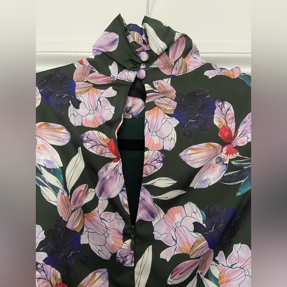 NWT Alexia Admor Satin Draped Mockneck Black Floral Formal Longsleeve Midi Dress - Picture 11 of 16